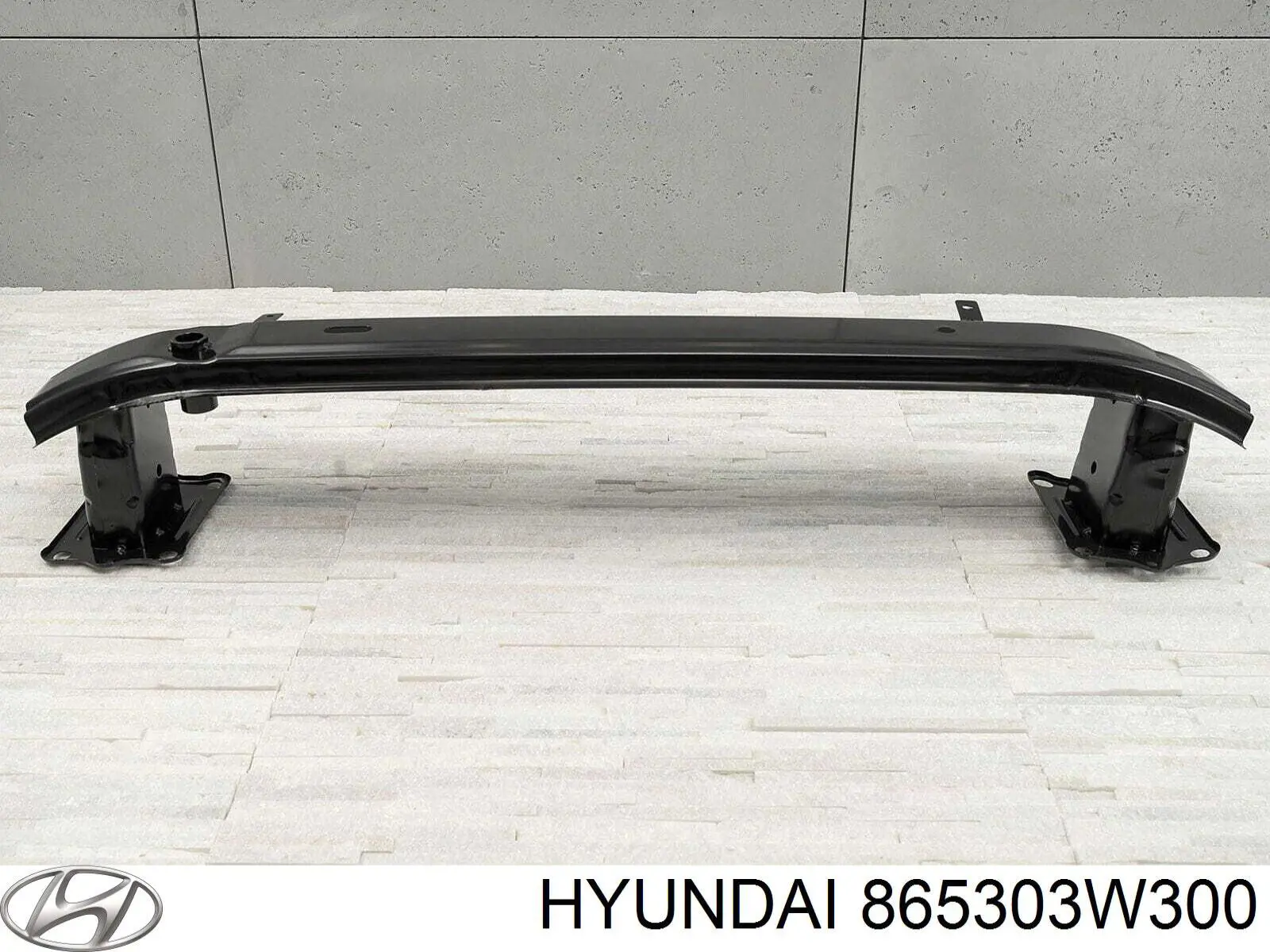 865303W300 Hyundai/Kia Wzmocnienie zderzaka przedniego