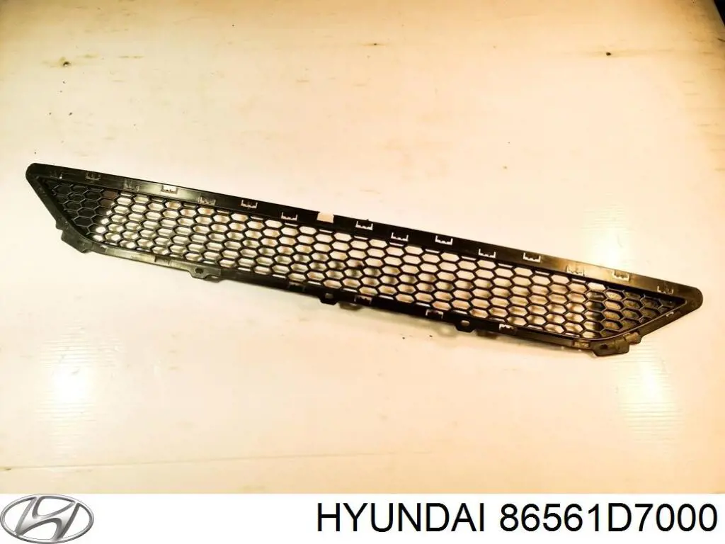 Kratka zderzaka przedniego dolna Hyundai/Kia 86561D7000 cena, od 34,83 USD