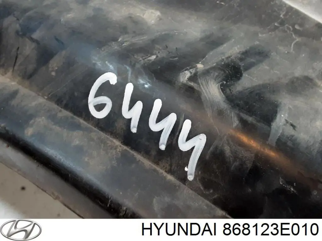 Nadkole błotnika przedniego prawe Hyundai/Kia 868123E010 cena, od 31,03 USD