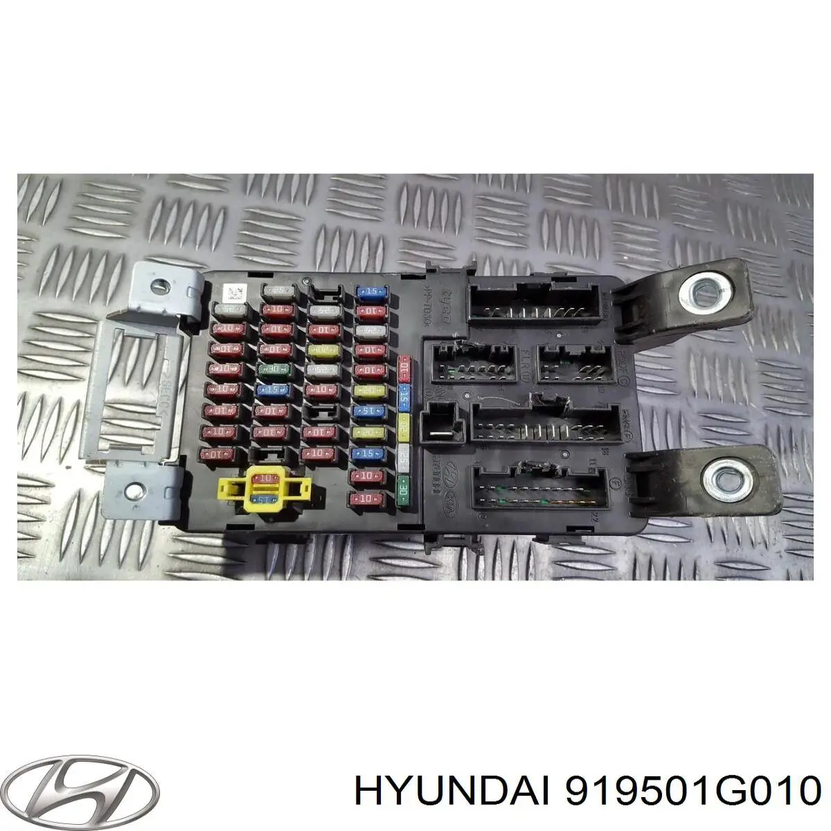 Do koszyka Skrzynka bezpieczników KIA Rio II JB