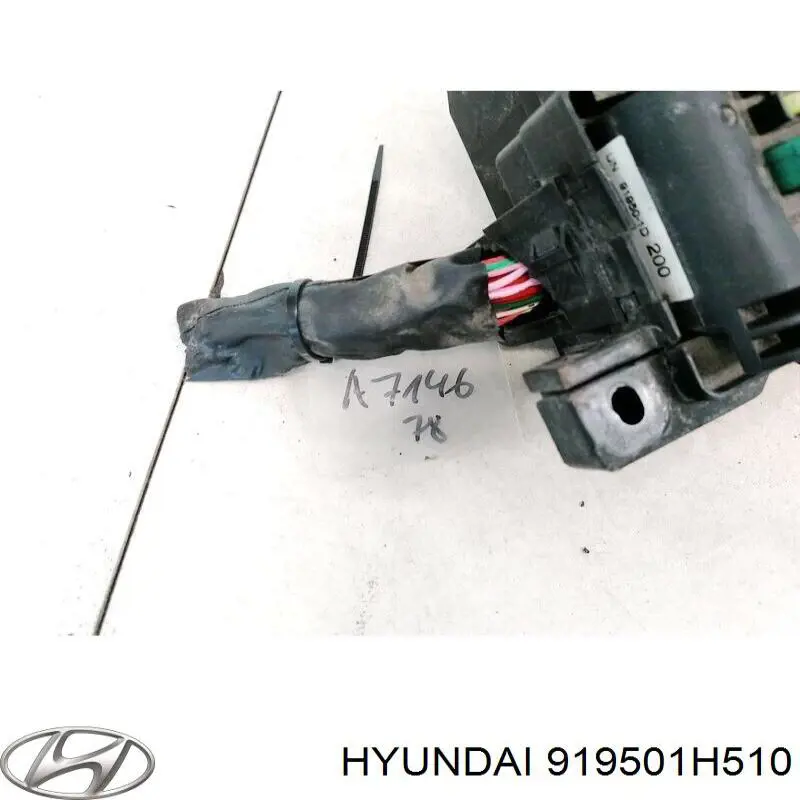 Skrzynka bezpieczników KIA Ceed 