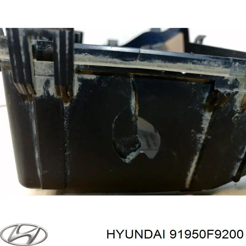 Obudowa skrzynki bezpieczników Hyundai/Kia 91950F9200 cena, od 15,09 USD