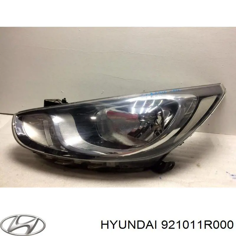 921011R000 Hyundai/Kia Reflektor lewy