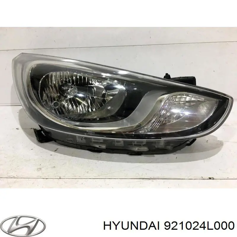 Reflektor prawy Hyundai SOLARIS I sedana (SBR11) (2011 - 2017) cena, od 102,39 USD