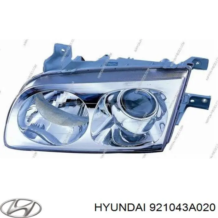 Reflektor prawy Hyundai Trajet (FO)