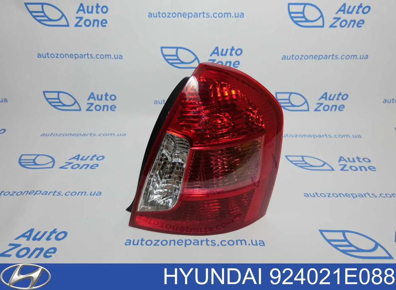 924021E088 Hyundai/Kia Lampa zespolona tylna prawa