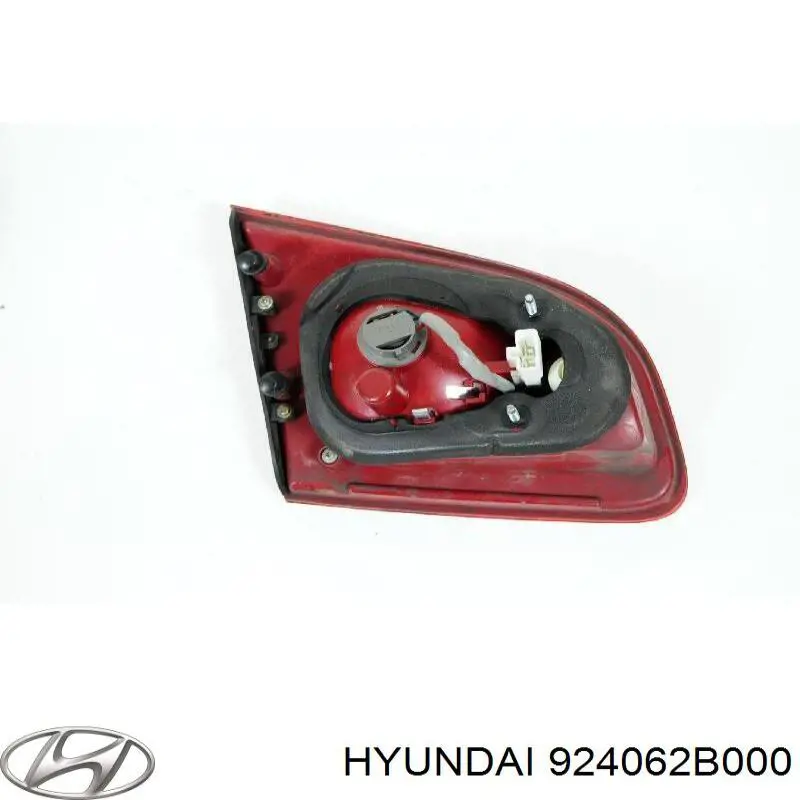 Lampa zespolona tylna prawa wewnętrzna Hyundai/Kia 924062B000 cena, od 49,44 USD