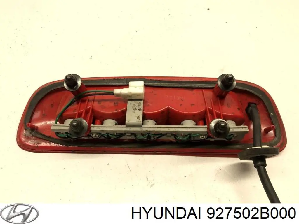 Do koszyka Lampa stop tylna dodatkowa Hyundai Santa Fe II CM
