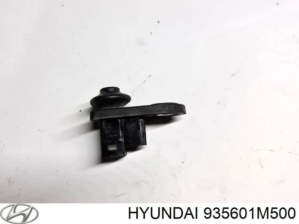 Do koszyka 935601M500 Hyundai/Kia Czujnik zamykania drzwi (wyłącznik krańcowy)