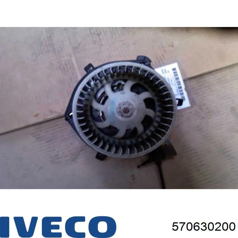 570630200 Iveco Silniczek wentylatora nagrzewnicy (ogrzewacza wnętrza)
