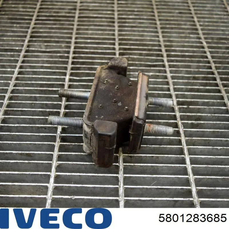 Poduszka (podpora) silnika lewa/prawa Iveco 5801283685