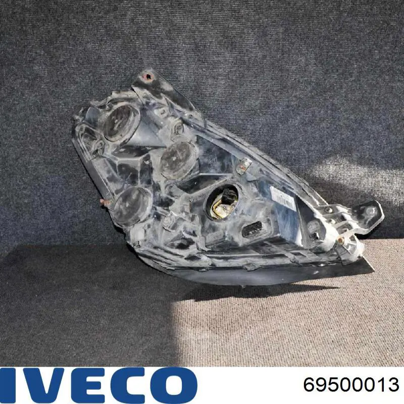 Reflektor lewy 69500013 Iveco