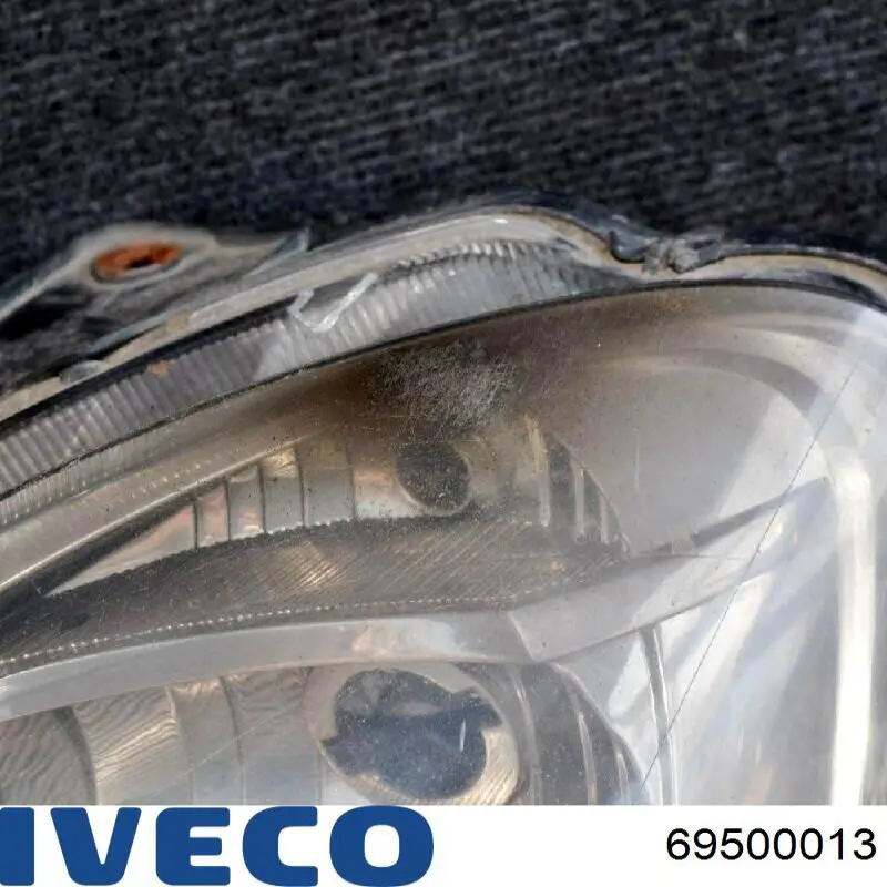 69500013 Iveco Reflektor lewy