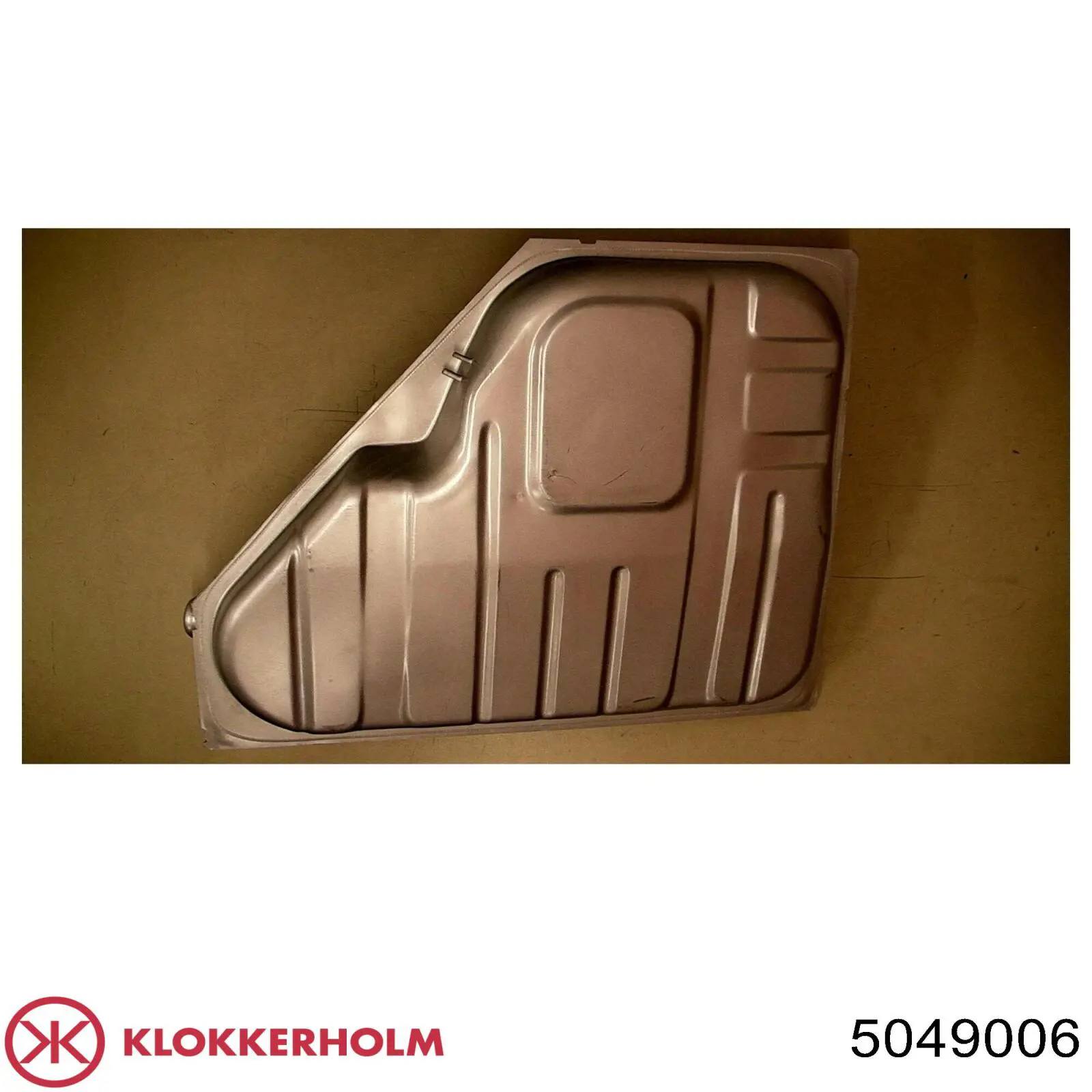 Do koszyka Zbiornik paliwa Opel Kadett E 35, 36, 45, 46