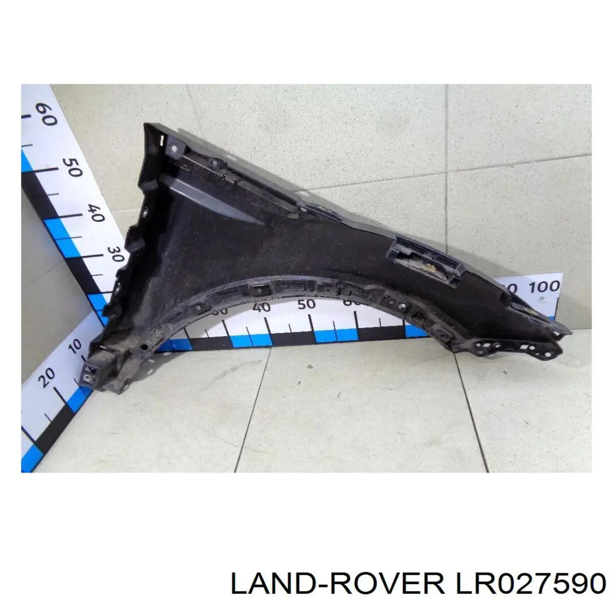 Do koszyka LR027590 Land Rover Błotnik przedni lewy