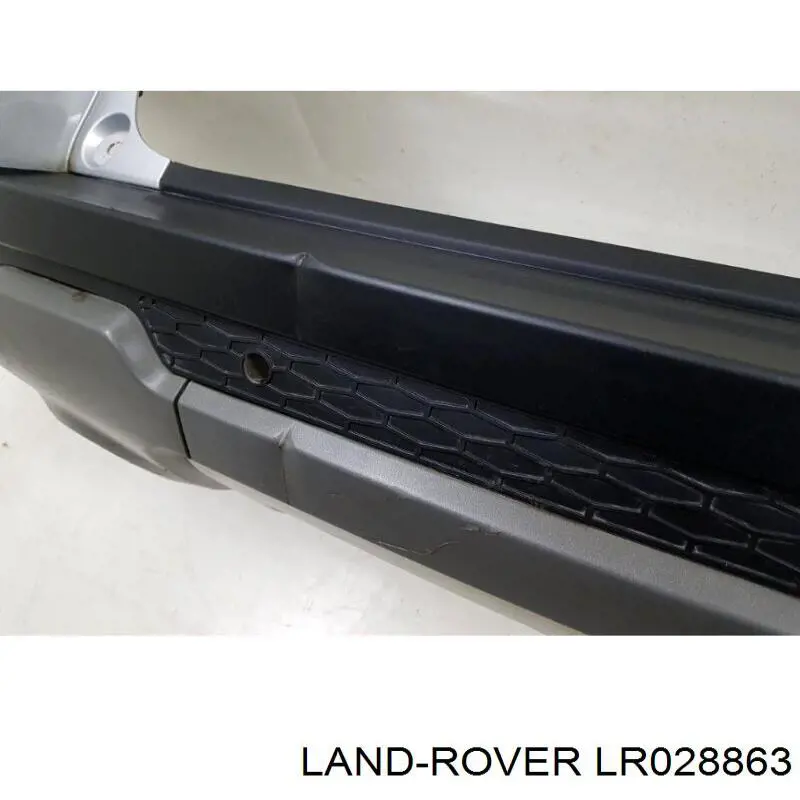 Zderzak tylny LR028863 Land Rover