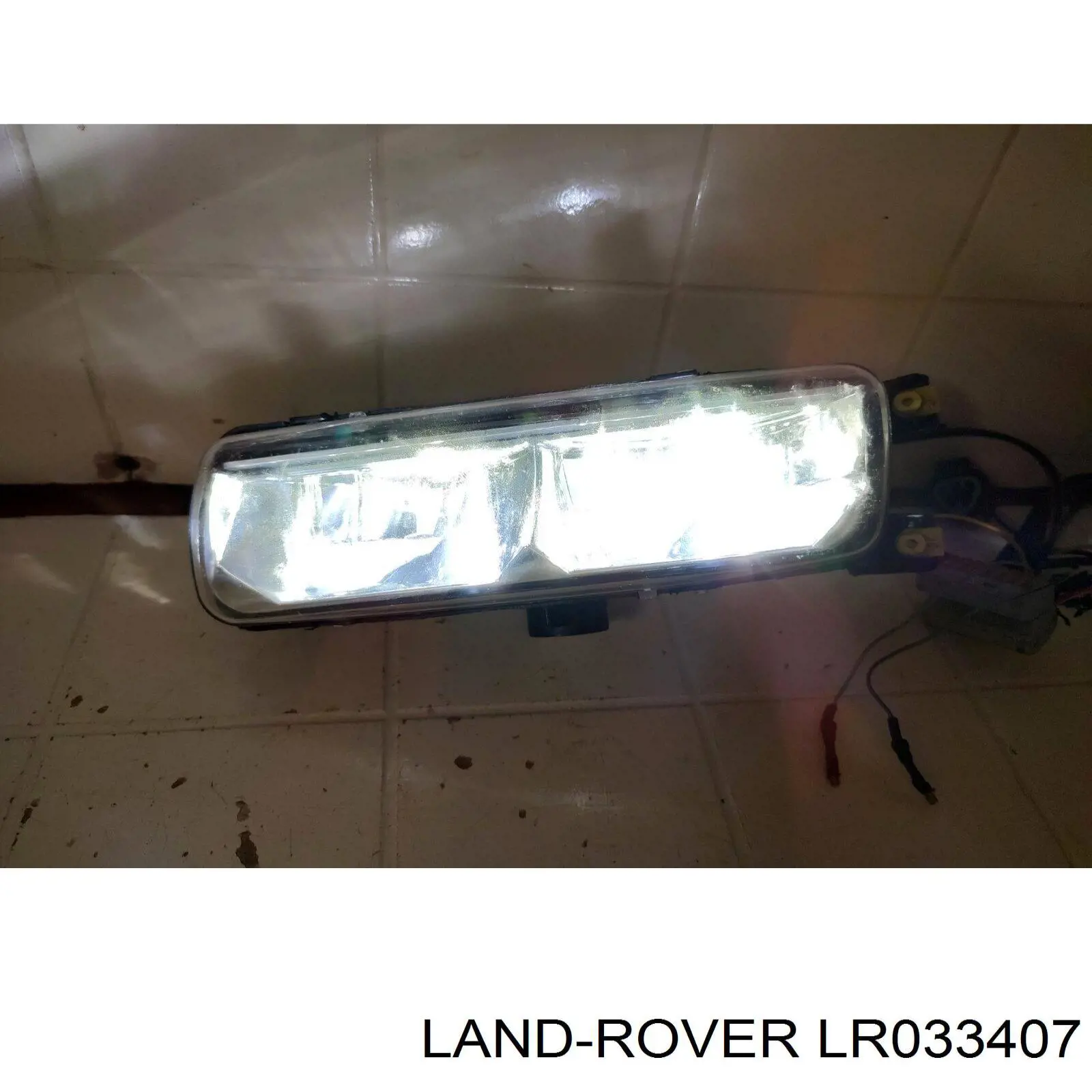 Lampa przeciwmgielna lewa Land Rover LR033407 cena, od 191,36 USD