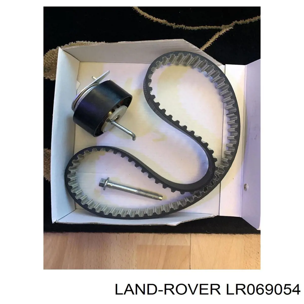 Pasek rozrządu, zestaw Land Rover LR069054 cena, od 113,26 USD