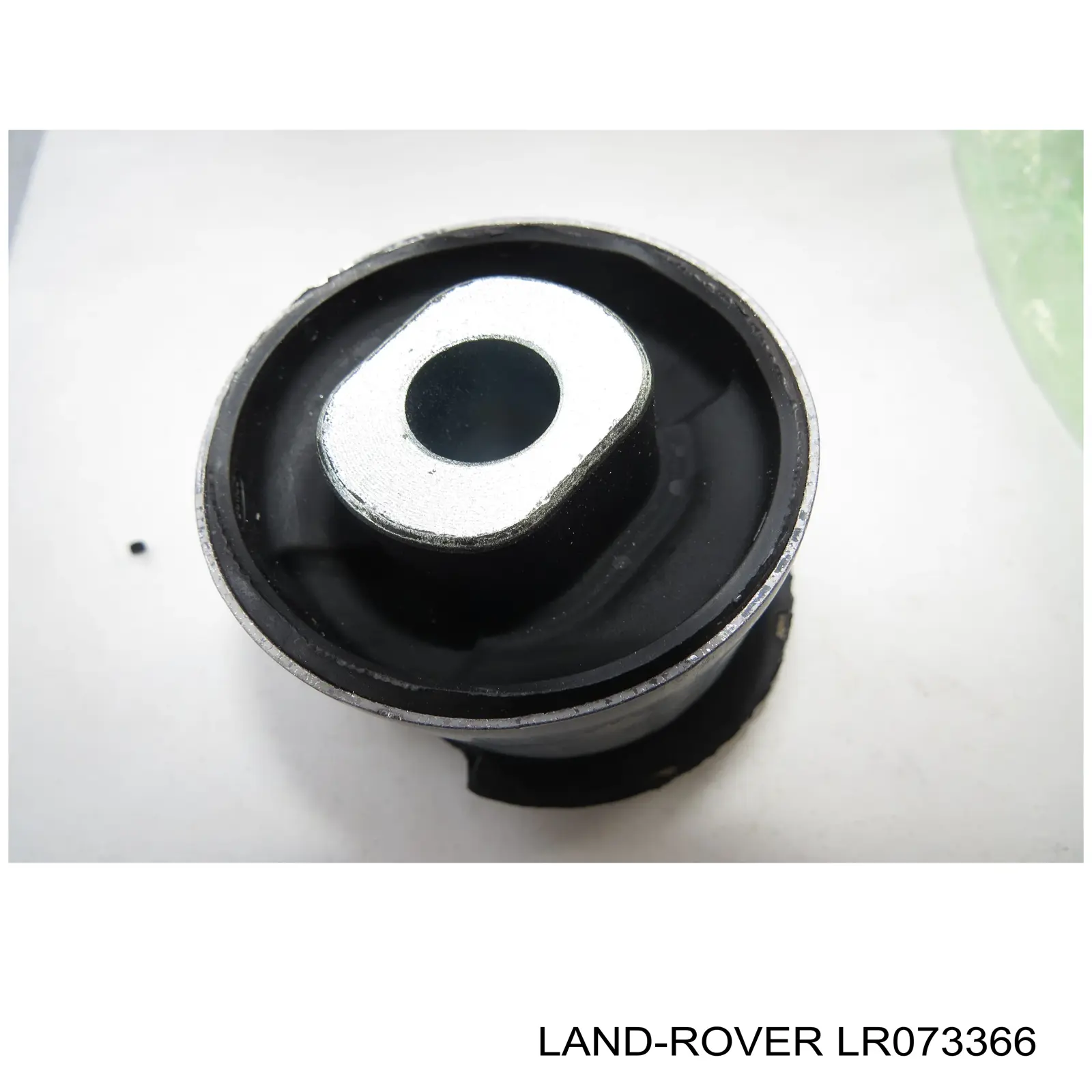 LR073366 Land Rover Silentblock przedniego wahacza dolnego