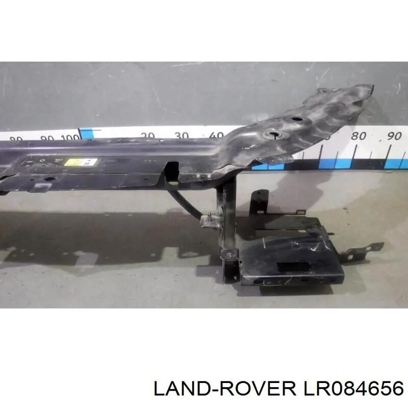 Osłona chłodnicy górna (panel mocowania reflektorów) LR084656 Land Rover