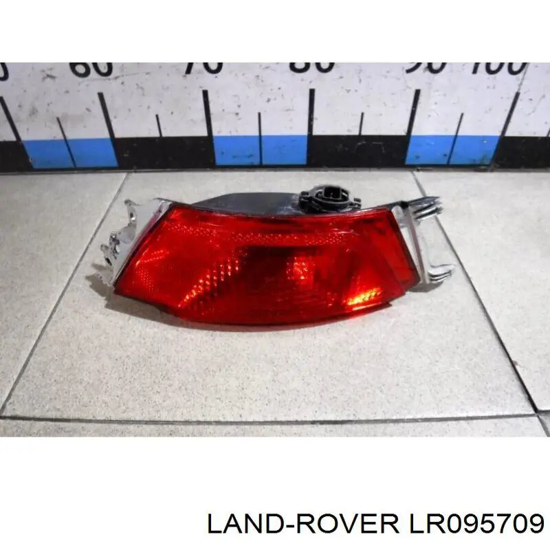 LR095709 Land Rover Przednia lampa przeciwmgielna tylna lewa