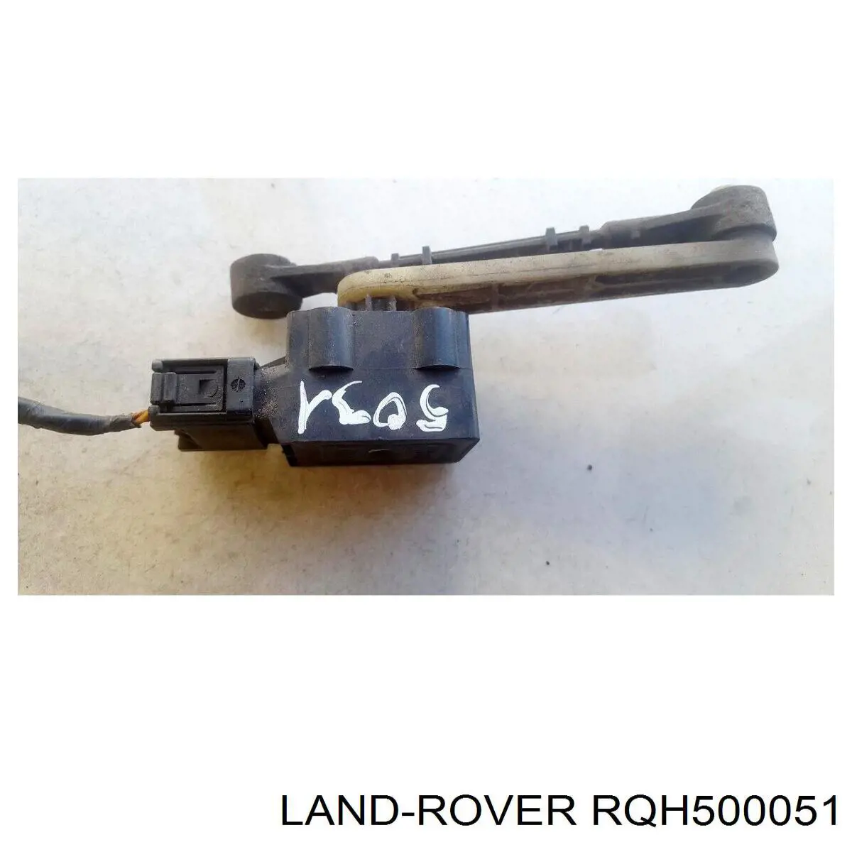 Czujnik poziomowania karoserii tylny lewy Land Rover RQH500051 cena, od 62,99 USD