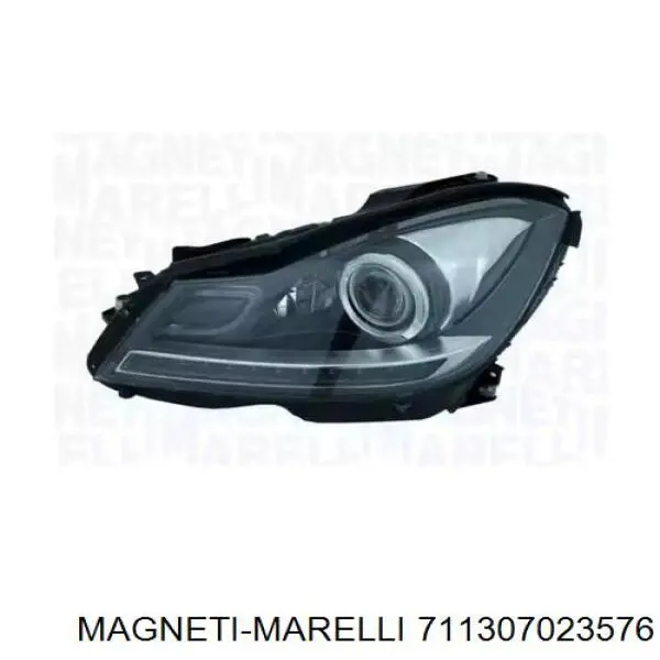 Reflektor prawy Mercedes A204820363980 cena, od 713,54 USD