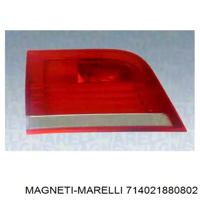 Lampa zespolona tylna prawa wewnętrzna Magneti Marelli 714021880802 cena, od 150,22 USD
