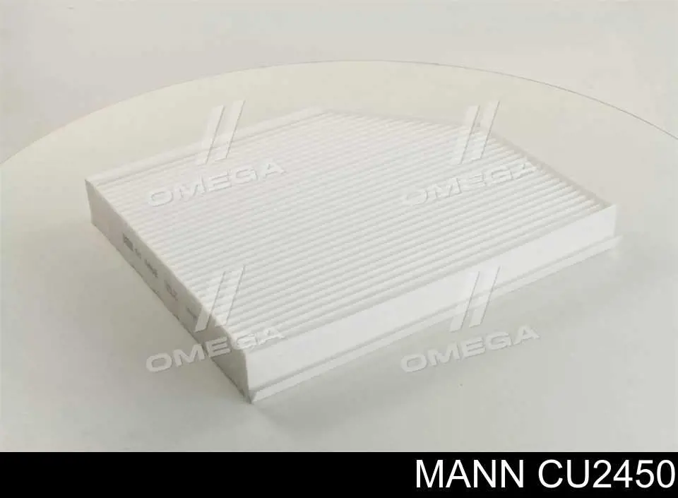 Filtr kabiny Mann-Filter CU2450 cena, od 12,40 USD