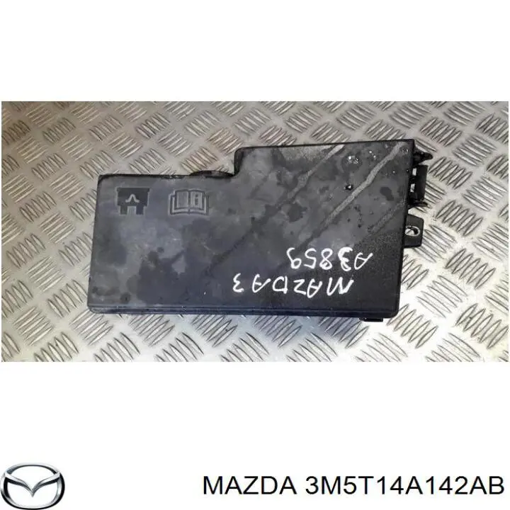 Obudowa skrzynki bezpieczników Ford 3M5T14A142AB cena, od 57,89 USD