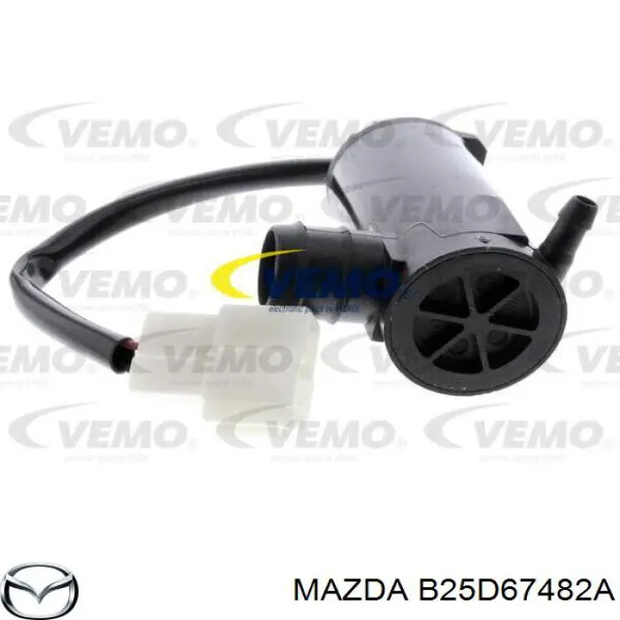 Pompka spryskiwacza szyby przedniej Mazda B25D67482A cena, od 30,62 USD