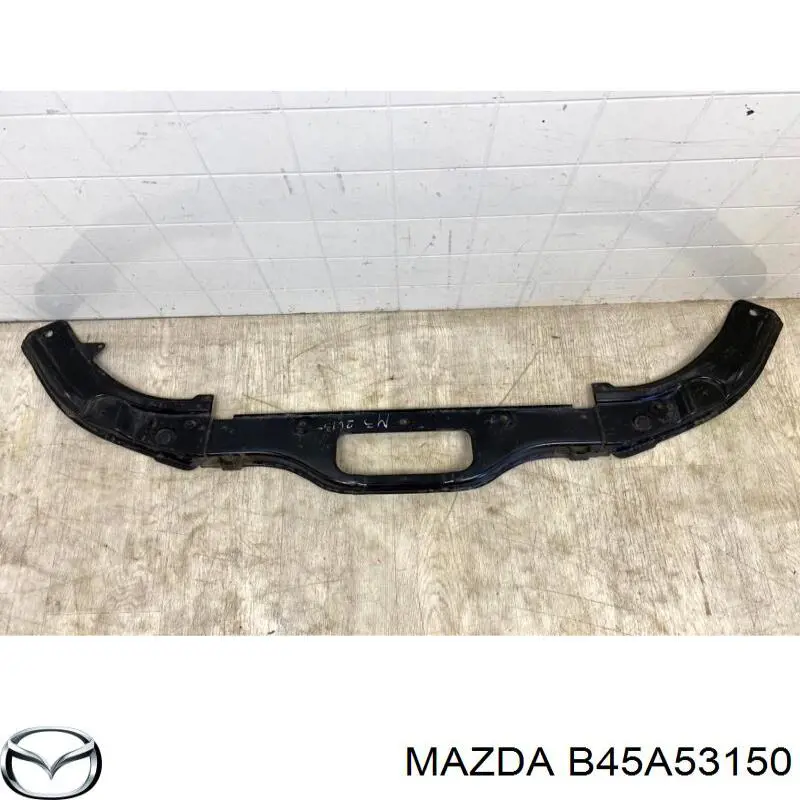 B45A53150 Mazda Osłona chłodnicy górna (panel mocowania reflektorów)