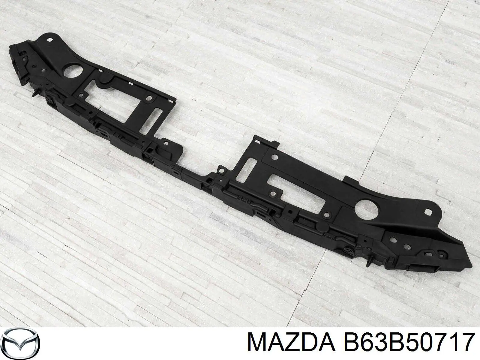 Wspornik atrapy chłodnicy Mazda B63B50717 cena, od 12,23 USD