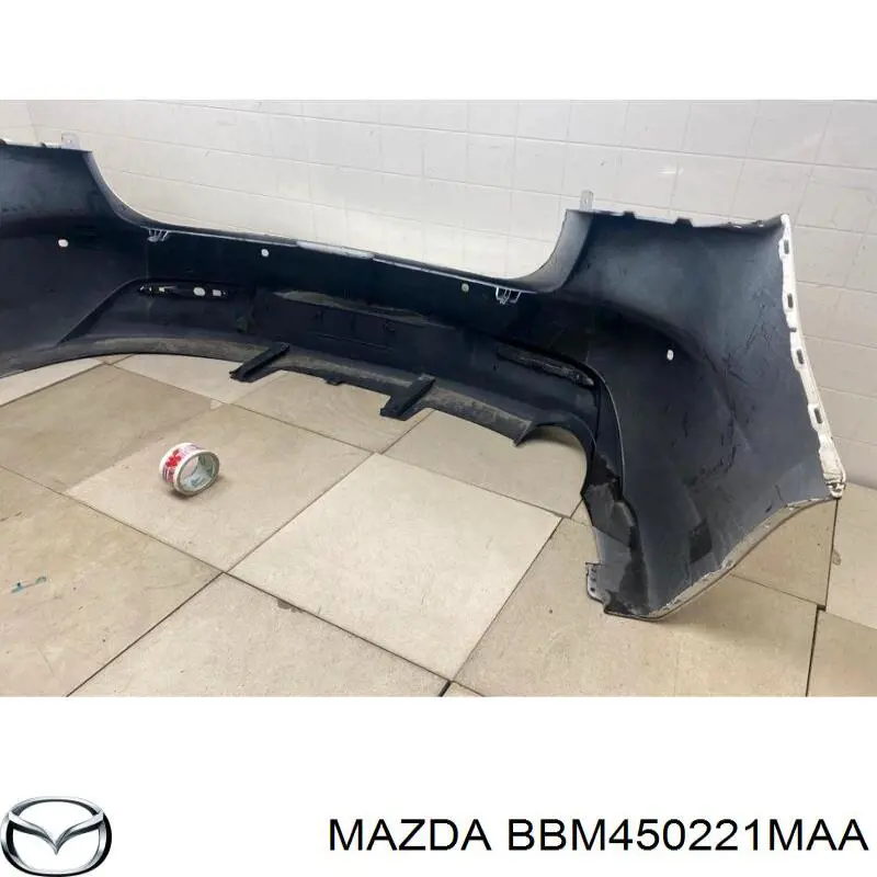 Do koszyka BBM450221MAA Mazda Zderzak tylny