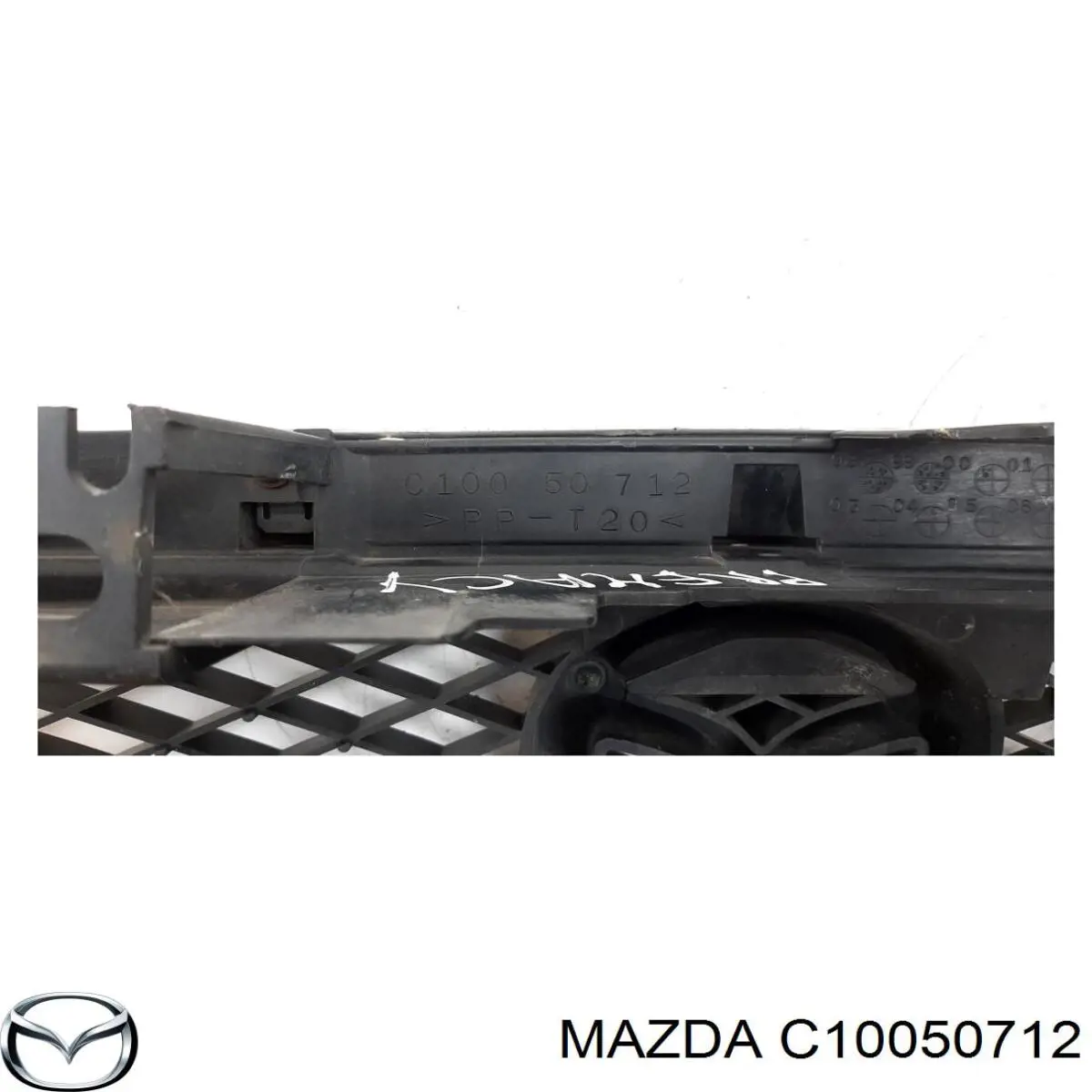  Atrapa chłodnicy Mazda Premacy 