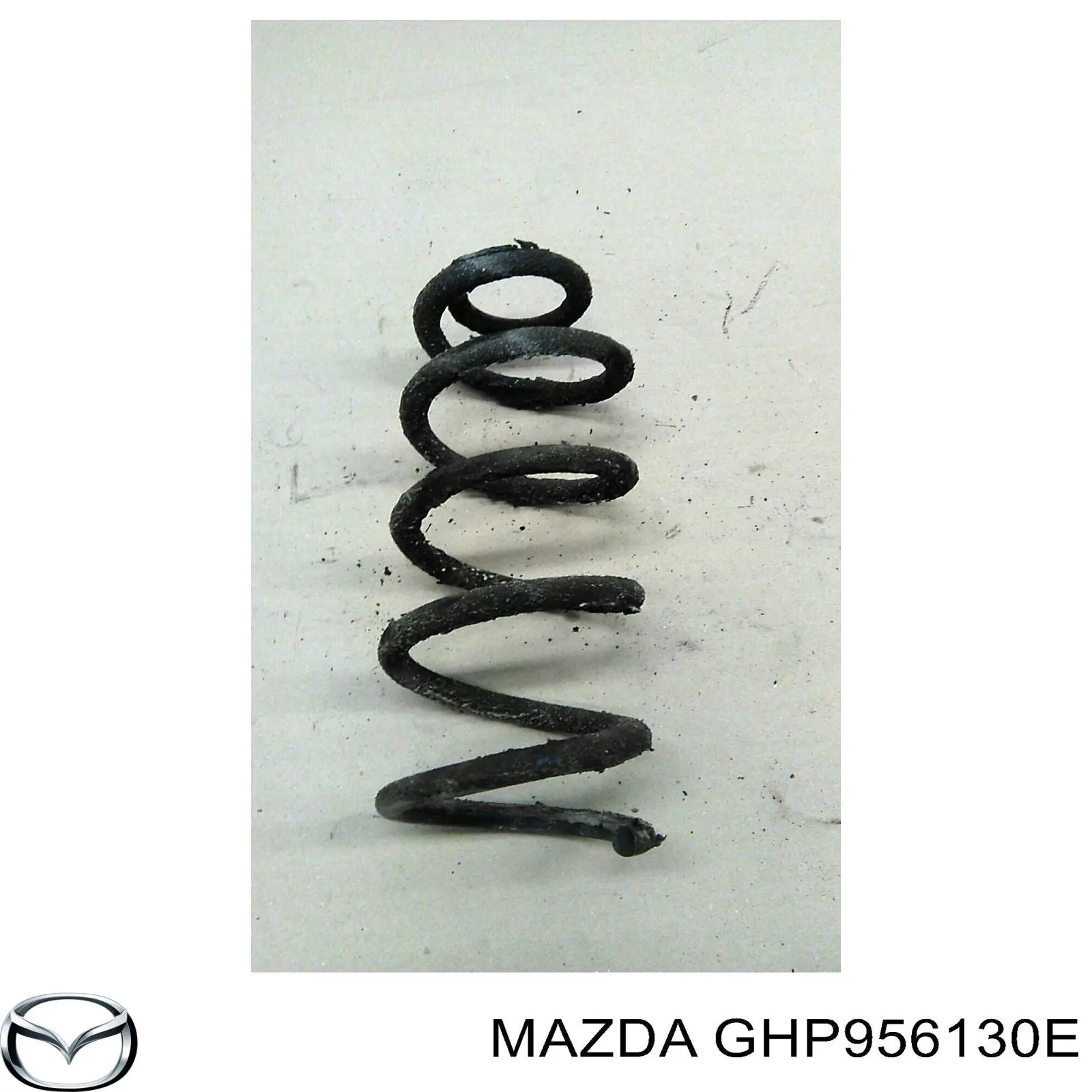 GHP956130E Mazda Nadkole błotnika przedniego prawe