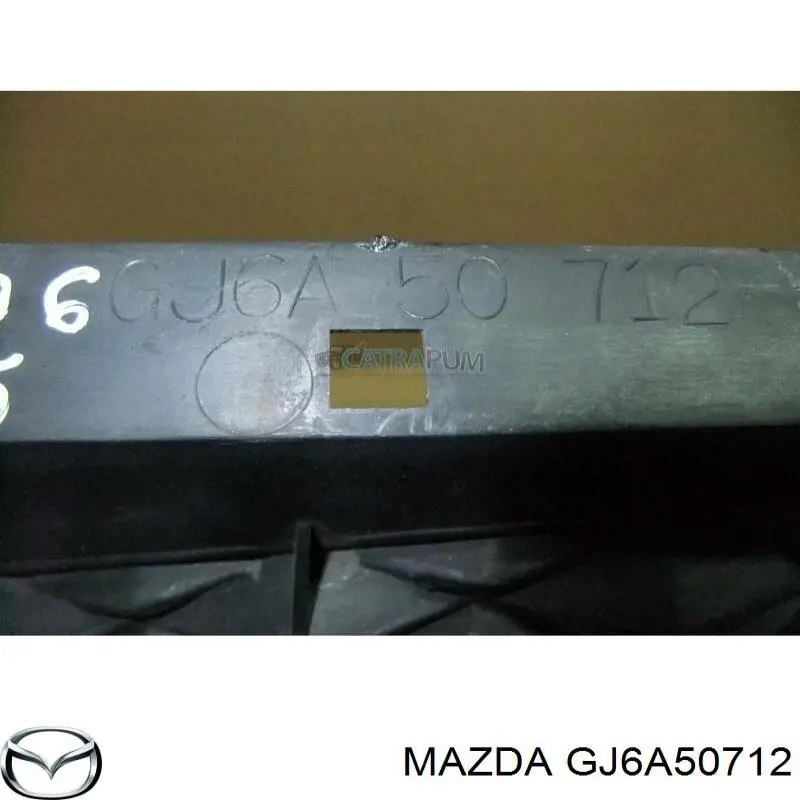  Atrapa chłodnicy Mazda 6 