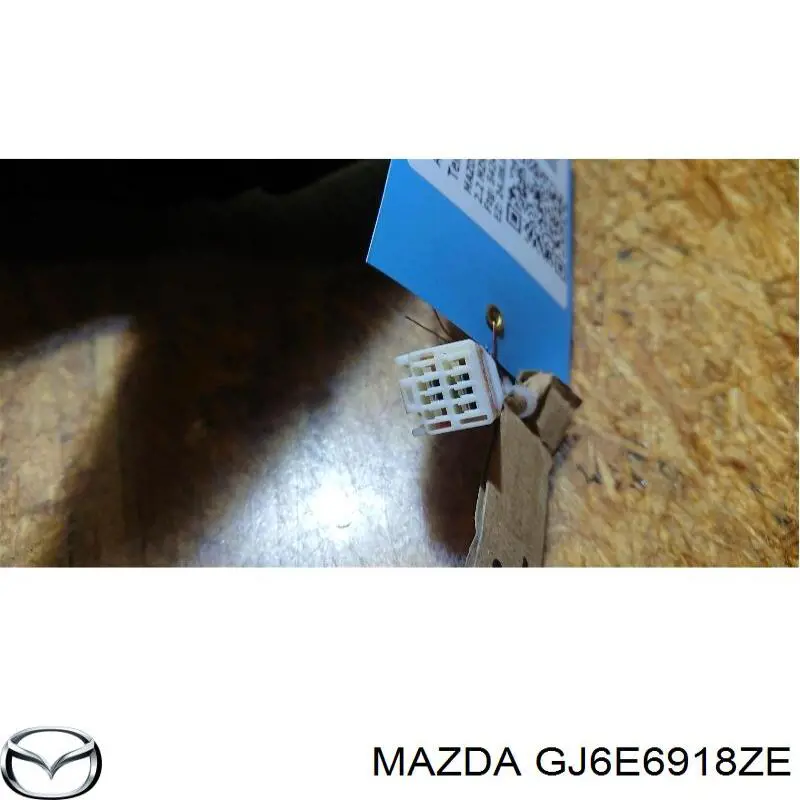 Lusterko wsteczne lewe Mazda GJ6E6918ZE cena, od 57,89 USD