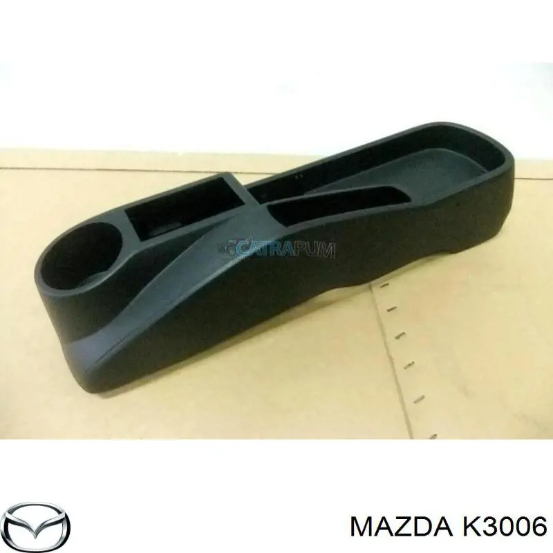 K3006 Mazda Atrapa chłodnicy
