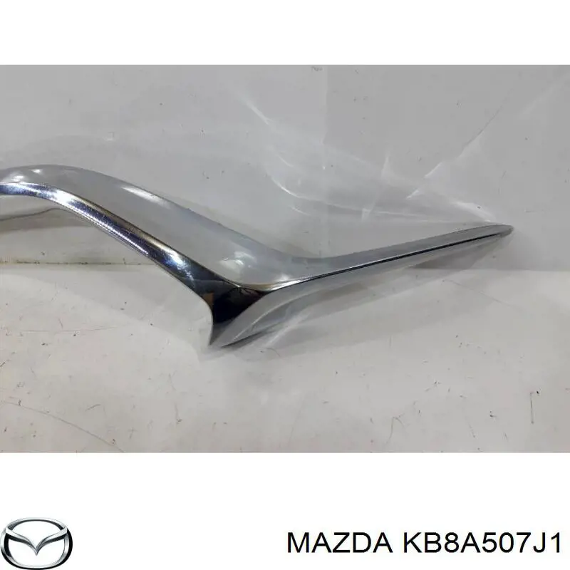 Listwa ochronna atrapy chłodnicy prawa KB8A507J1A Mazda