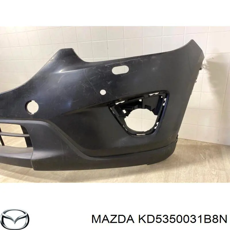 Zderzak przedni KD5350031B8N Mazda
