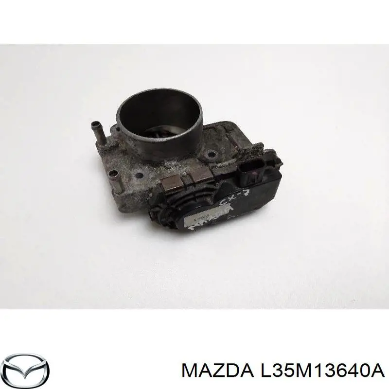 L35M13640A Mazda Przepustnica, komplet