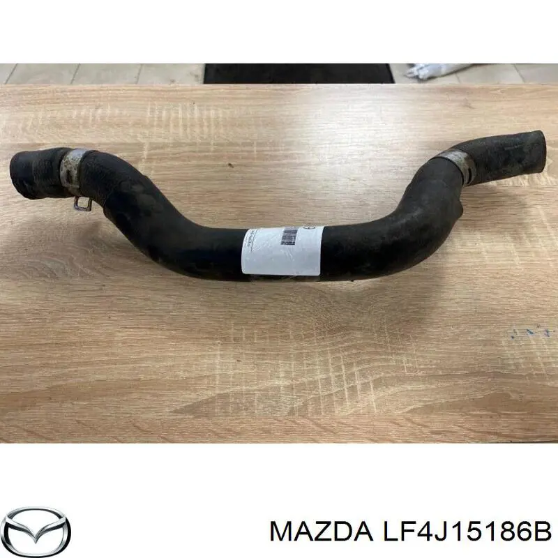 LF4J15186B Mazda Przewód (króciec) chłodnicy górny