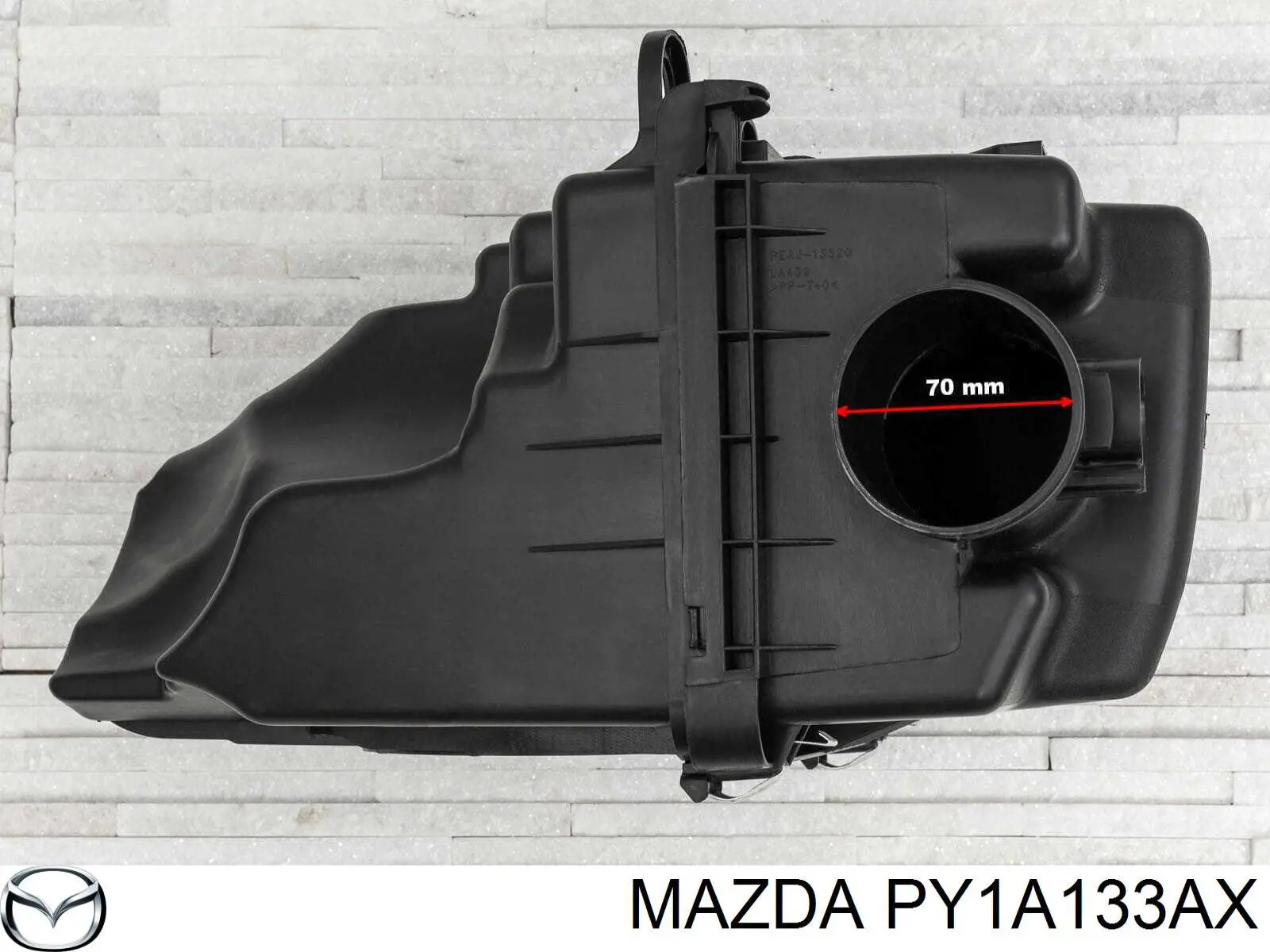 Obudowa filtra powietrza górna część Mazda PY1A133AX cena, od 44,12 USD