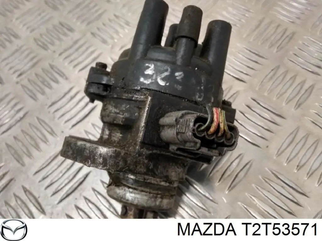 T2T53571 Mazda Rozdzielacz zapłonu