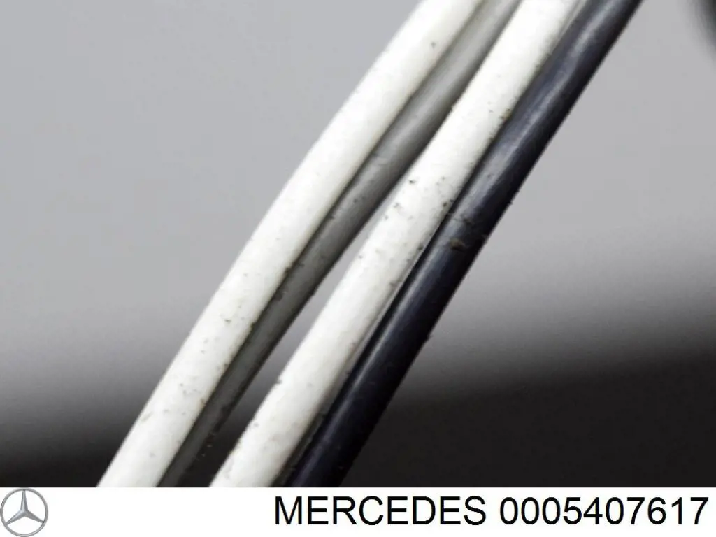 Sonda lambda czujnik tlenu przed katalizatorem prawy Mercedes 0005407617 cena, od 45,97 USD