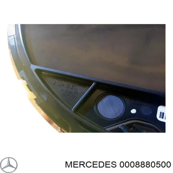 0008880500 Mercedes Emblemat na atrapę chłodnicy