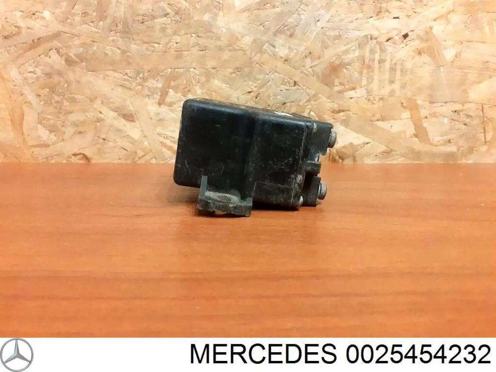 Przekaźnik świec żarowych Mercedes 0025454232 cena, od 81,93 USD