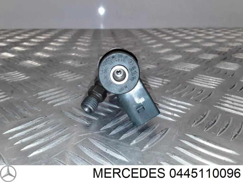 Wtryskiwacz paliwa Mercedes 0445110096 cena, od 180,19 USD