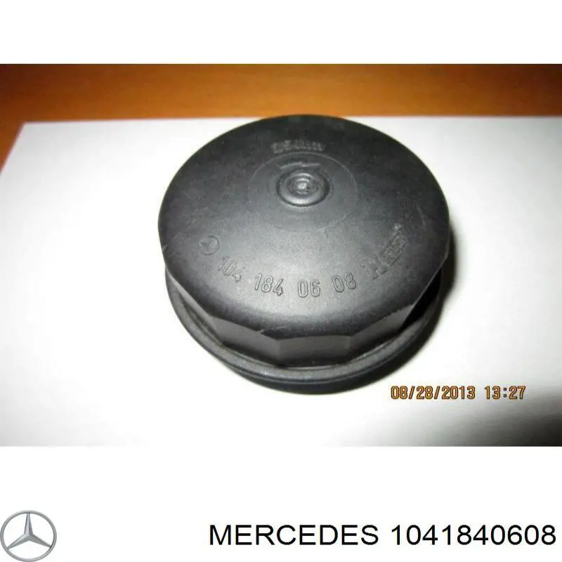 1041840608 Mercedes pokrywa filtra oleju